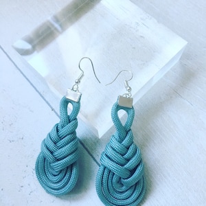 Teardrop gewebte Ohrringe aus Paracord