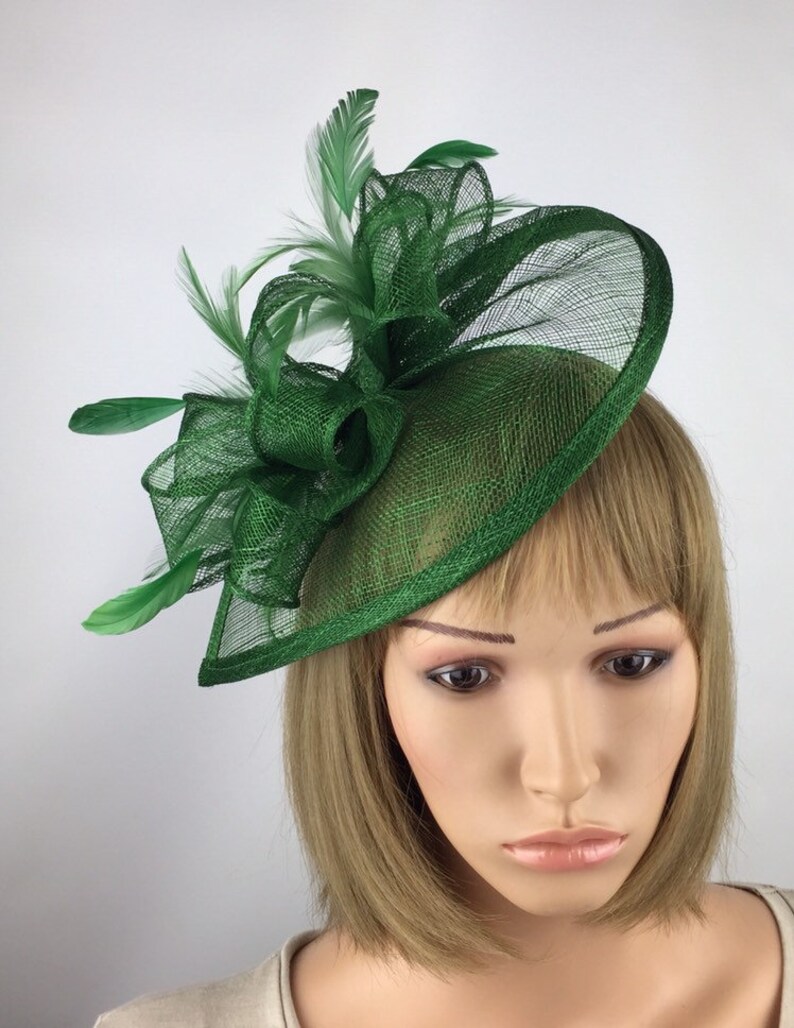 Green Fascinator on Clip Emerald Green Forest Green Wedding Etsy UK