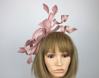 Blush Pink Fascinator Wedding Mother of the Bride Groom Hatinator Ladies Day Ascot Races Formal Dusty Rose Fascinate