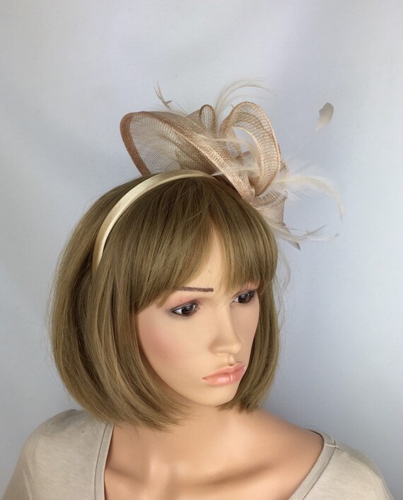 Sandy Beige Gold Nude Fascinator 