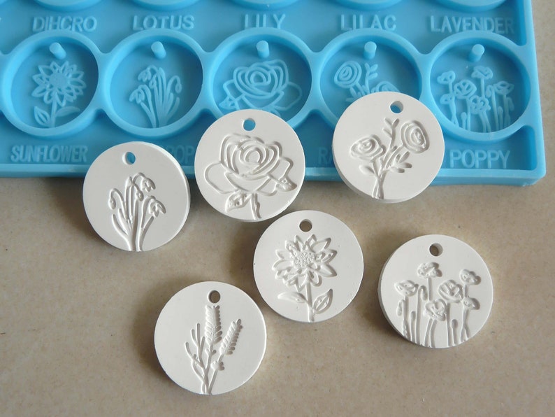 Silicone mould flower pendant round, 20mm diameter image 6