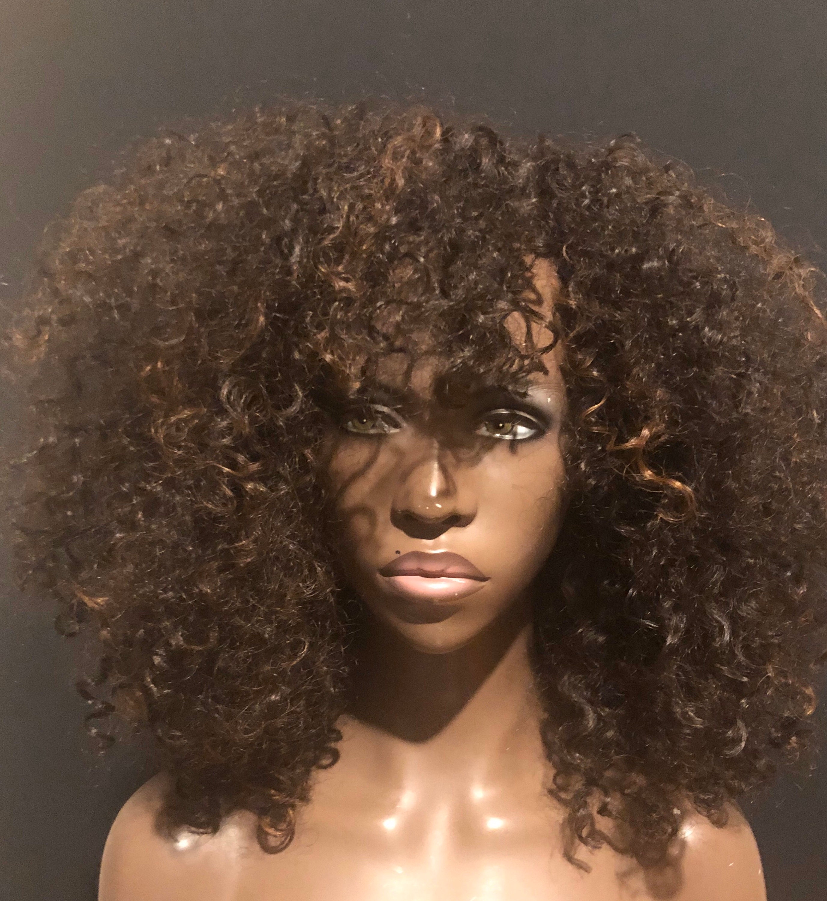 Essence Wigs The Diana Ross Non Lace Wig Dark Brown Hilites