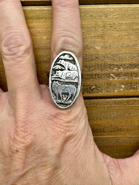 Vintage Sterling Silver Overlay Wolves Ring Size … - image 6