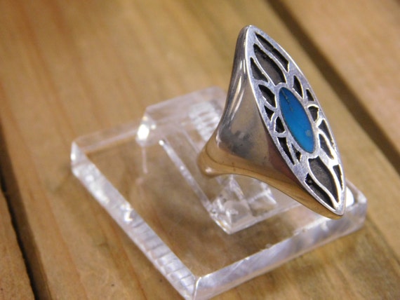 Unique Turquoise Sterling Silver Ring size 4.5 - image 3