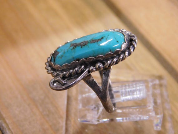 Vintage Sterling Silver Turquoise Ring Size 7 - image 2