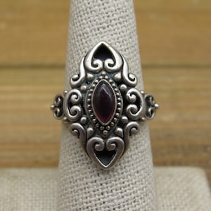 Vintage Sterling Silver Amethyst Diamond Shaped Ring Size 8.5