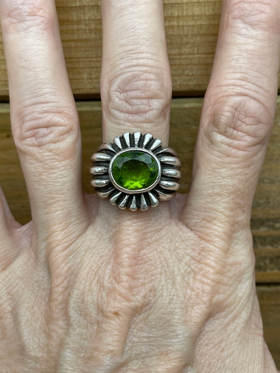 Vintage Sterling Silver Ring with Green Faceted S… - image 6