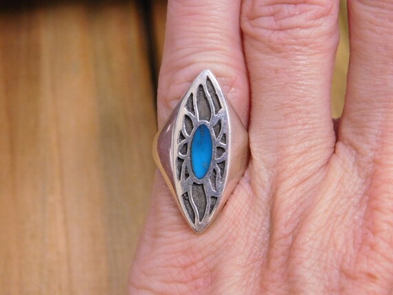 Unique Turquoise Sterling Silver Ring size 4.5 - image 5