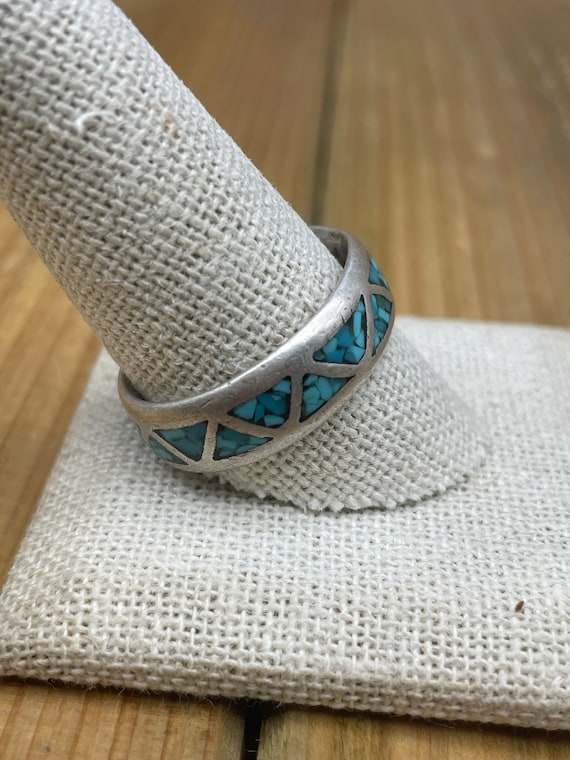 Vintage Sterling Silver Turquoise Chip Inlay Band… - image 2