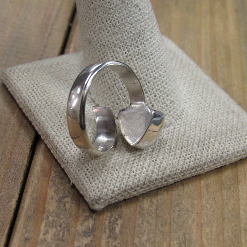 Vintage Sterling Silver Topaz Adjustable Wrap Ring