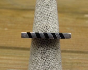 Sterling Silver Tuareg Style Jet Inlay Ring Size 5.25