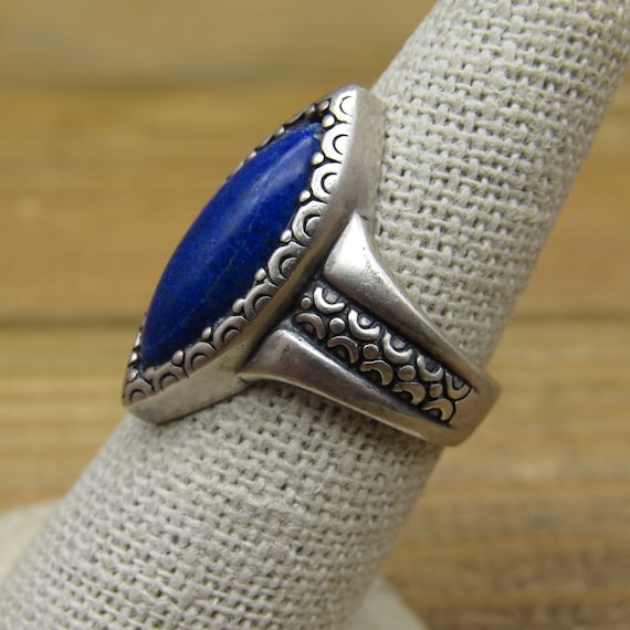 Vintage Sterling Silver Oval Shaped Lapis Ring Si… - image 3