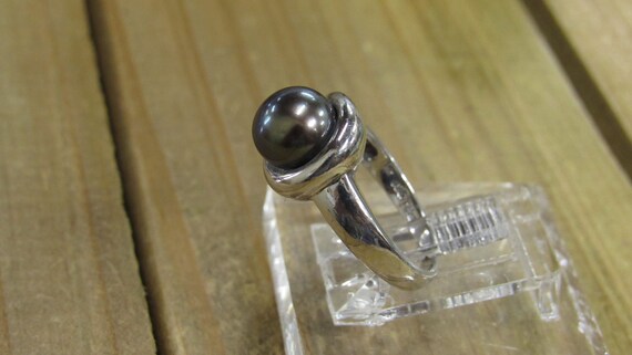 Vintage Sterling Silver Faux Pearl Ring Size 6.25 - image 2