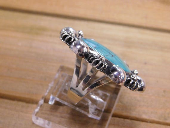 Sterling Silver Large Oval Turquoise Ring Size 8.5 - image 3