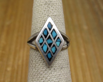 Vintage Sterling Silver Diamond-Shaped Blue Turquoise Chip Inlay Ring Size 5.5