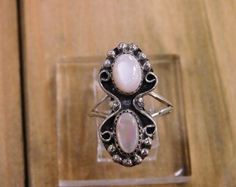 Delicate Pink Mother of Pearl Sterling Silver Ring Size 6.5