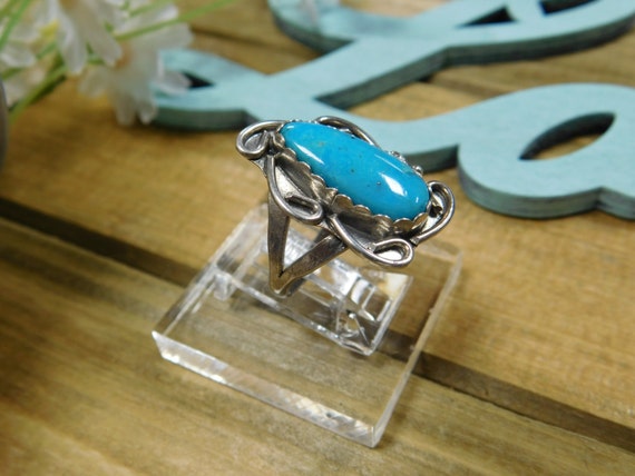 Pretty Silver Turquoise Vintage Ring Size 7 - image 5