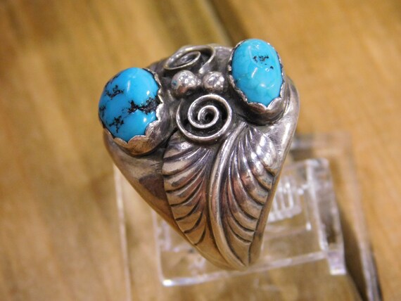 Handsome Turquoise Sterling Silver Ring Size 11 - image 2