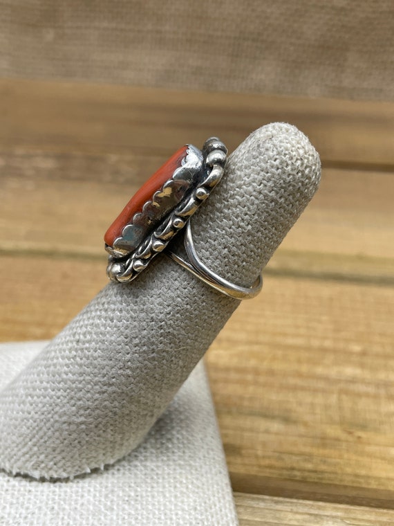 Vintage Sterling Silver Cute Coral Ring Size 4.75 - image 2