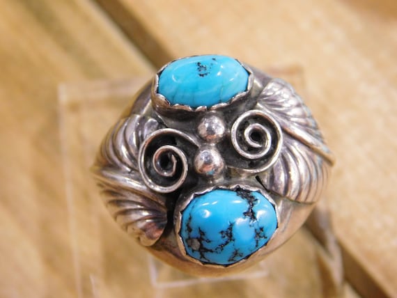 Handsome Turquoise Sterling Silver Ring Size 11 - image 1