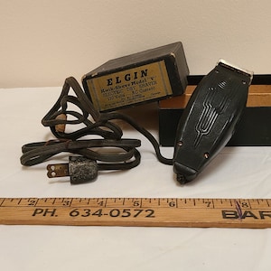 Vintage Elgin Electric Razor with Box