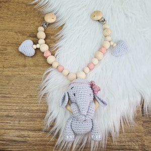 Haakinstructies voor een kleine olifantenkinderwagenketting snel gehaakt, geboortecadeau voor baby's, PDF in het Duits