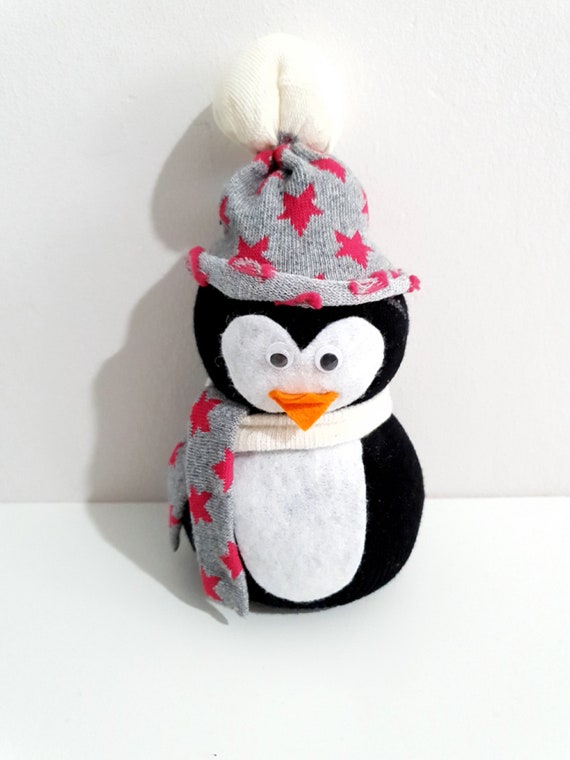 Pingouin de chaussette rempli de riz fait à la main sur mesure, ornement de  Noël, pingouin de Noël - Etsy France