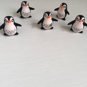 5 Pcs Fairy Garden Miniatures Terrarium Cute Cartoon Animal Penguin Micro