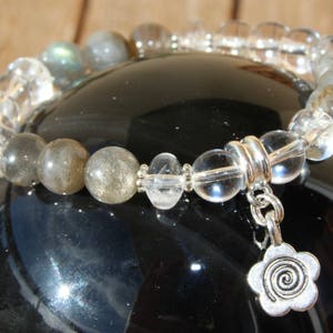 quartz labradorite bracelet on elastic wire image 1