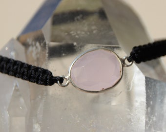 Bracelet with rose quartz connector nylon thread