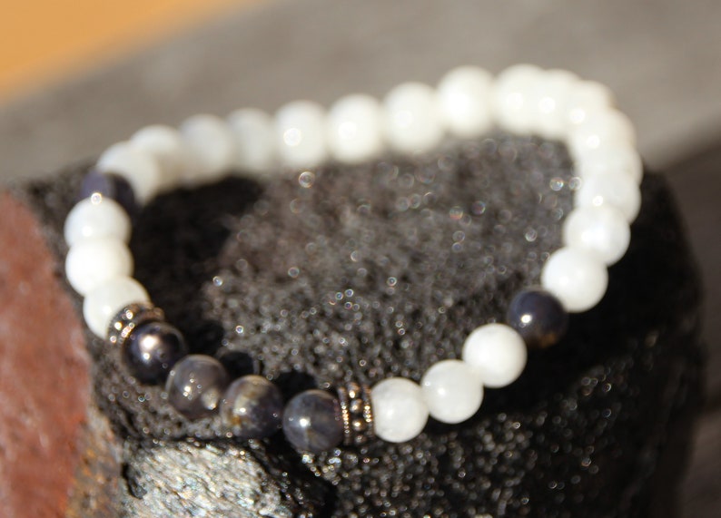 moonstone bracelet cordierite Iolite image 1