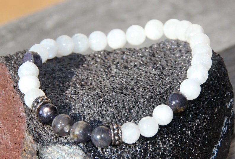 moonstone bracelet cordierite Iolite image 2