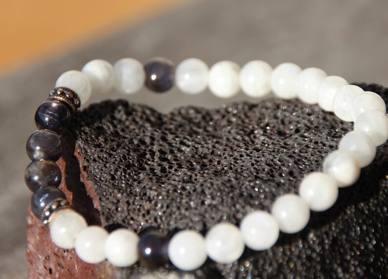 moonstone bracelet cordierite Iolite image 3