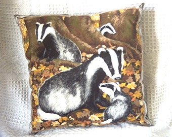 Family of Badgers In the badger Wood cushion