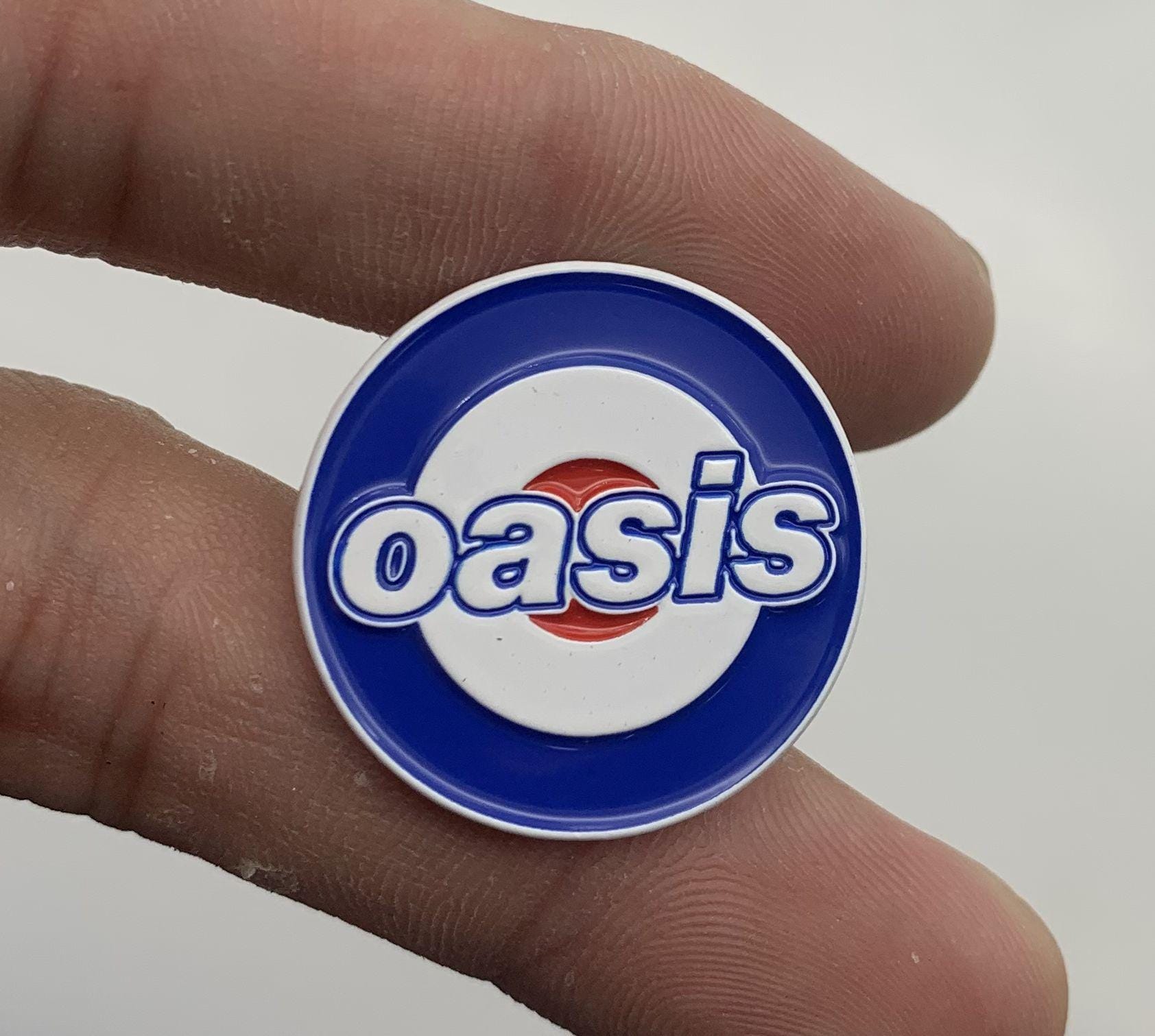 Liam Gallagher LGDM Rare Tour Pin Badge Definitely Maybe
