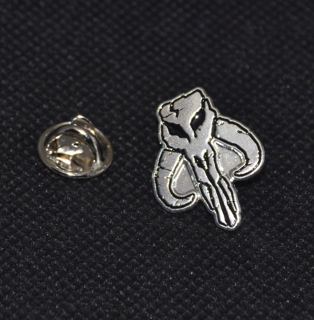 Mandalorian Mythosaur Skull Shape Pin *new Design* (diameter 22mm ...
