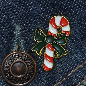 Christmas Sugar Stick Pin (max.dim 25mm)  - Enamel Metal Lapel Pin Badge  Christmas