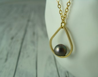 elegante Kette mit Perle vergoldet gold schwarz