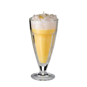 Banana scented milkshake candles, animal, eco , vegan and veggie friendly. Cruelty free.