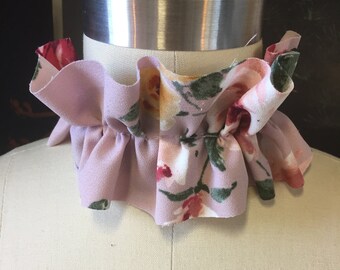 Rose Print Neck Ruff