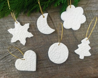 Set of 6 Christmas cookie shaped ornaments with lace imprint