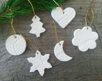 Set of 6 Christmas cookies shaped ornaments with partially lace imprint