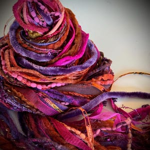 Nuovo pacchetto - BACCHE AUTUNNALI, pacchetto di fibre artistiche decorative da 30 iarde, filato speciale per abbellimenti