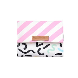 Sac pour accessoires technologiques - Lara (petit sac astucieux pour ranger en toute sécurité vos accessoires technologiques, comme des chargeurs ou des écouteurs)