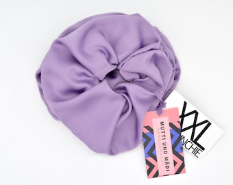 XXL Scrunchie aus glänzendem Satin: Handgemacht, 18 cm Durchmesser, Haarschonend, Hingucker in leuchtenden Farben; Muss für modernes Styling