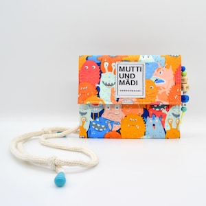Bolsa de cuello con compartimento y cadena con nombre personalizada (billetera para llevar al hombro, bolso bandolera pequeño, regalo para la inscripción escolar)