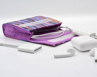 Sacoche pour accessoires technologiques - Lora (rangement des câbles de charge, écouteurs, carte SIM, clé USB, Airpods etc.) pochette accessoire