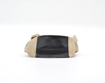 Scrunchie with leather, black (unique due to the faux leather detail, for the hair or wrist) Hair tie with black leather