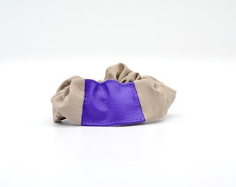 Scrunchie with leather, purple (unique due to the faux leather detail, for the hair or wrist) Hair tie with purple leather