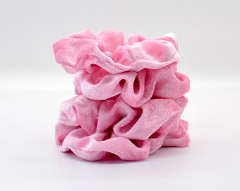 Velvet scrunchie - Barbara (large modern cable tie / hair tie made of pink velvet - super soft and gentle on your hair)